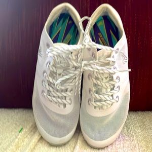 VARSITY ATTEND CHEER SHOES